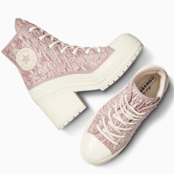 NIB! Chuck 70 De Luxe Satin Heel in
Chaotic Neutral / Egret Women’s US Size 7.5 - Picture 4 of 16